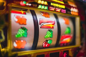 Live dealer Baccarat table studio HD streaming